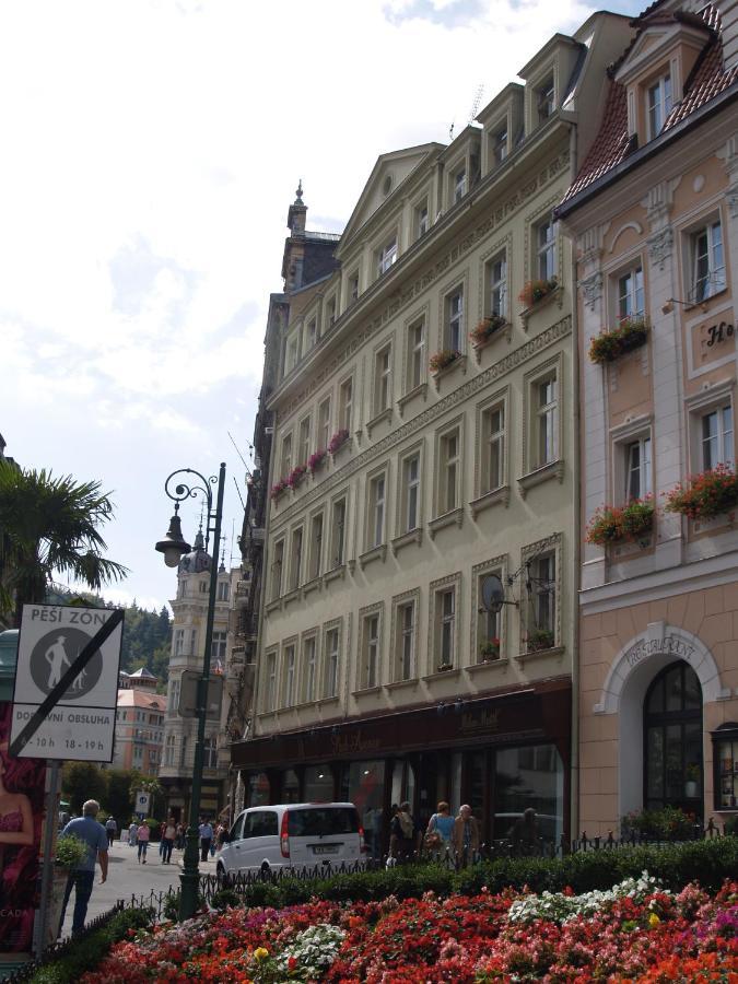 Apartment No. 12 Trziste 29 Karlsbad Buitenkant foto